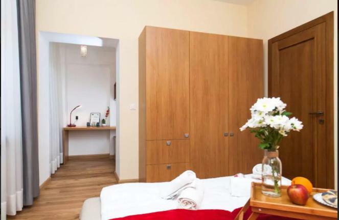 Bright&comfy- 5 Colours- Golden Apartments- Old Town