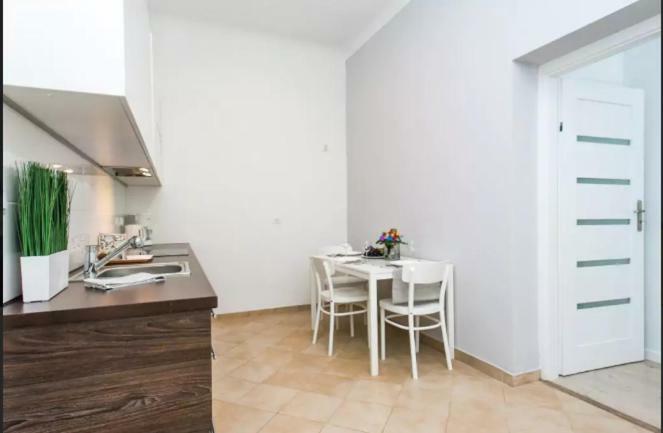 Bright&comfy- 5 Colours- Golden Apartments- Old Town *
