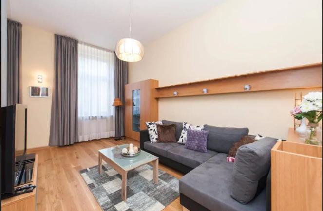 Bright&comfy- 5 Colours- Golden Apartments- Old Town Apartment